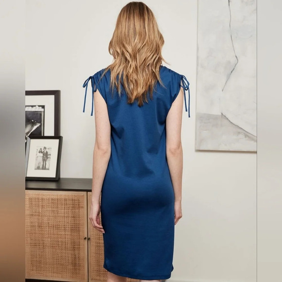 RW & CO. Crew-Neck Straight Dress With Drawcords At Shoulder - Picture 3 of 11